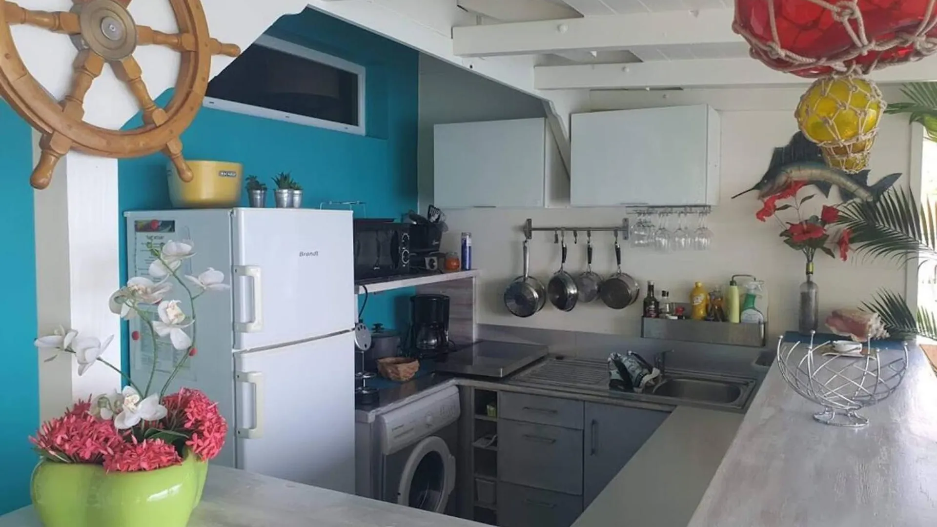 Apartament Appartement Elegant A Deshaies Avec Terrasse Privee 80 M² Gwadelupa
